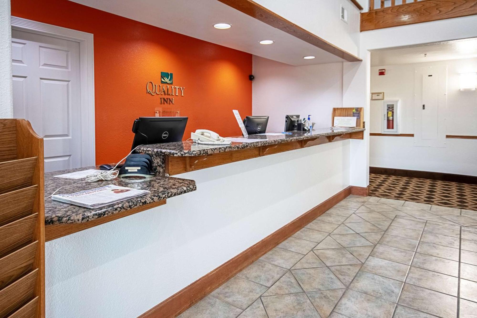 Quality Inn Додж-Сіті Екстер'єр фото